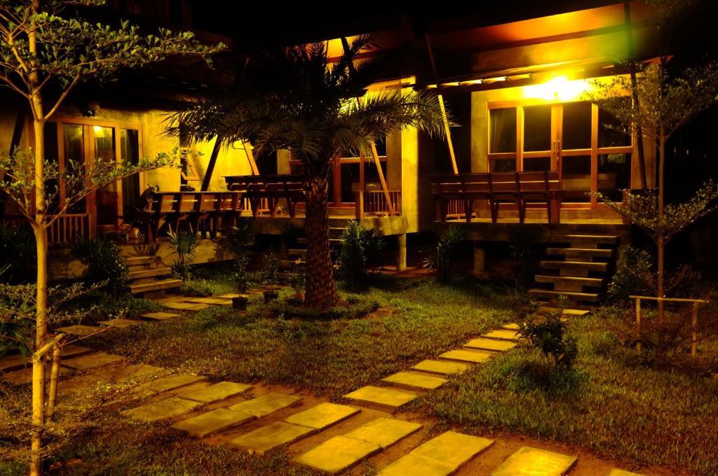 Phangan Palm Beach Resort&Restaurant Ko Pha Ngan Bagian luar foto
