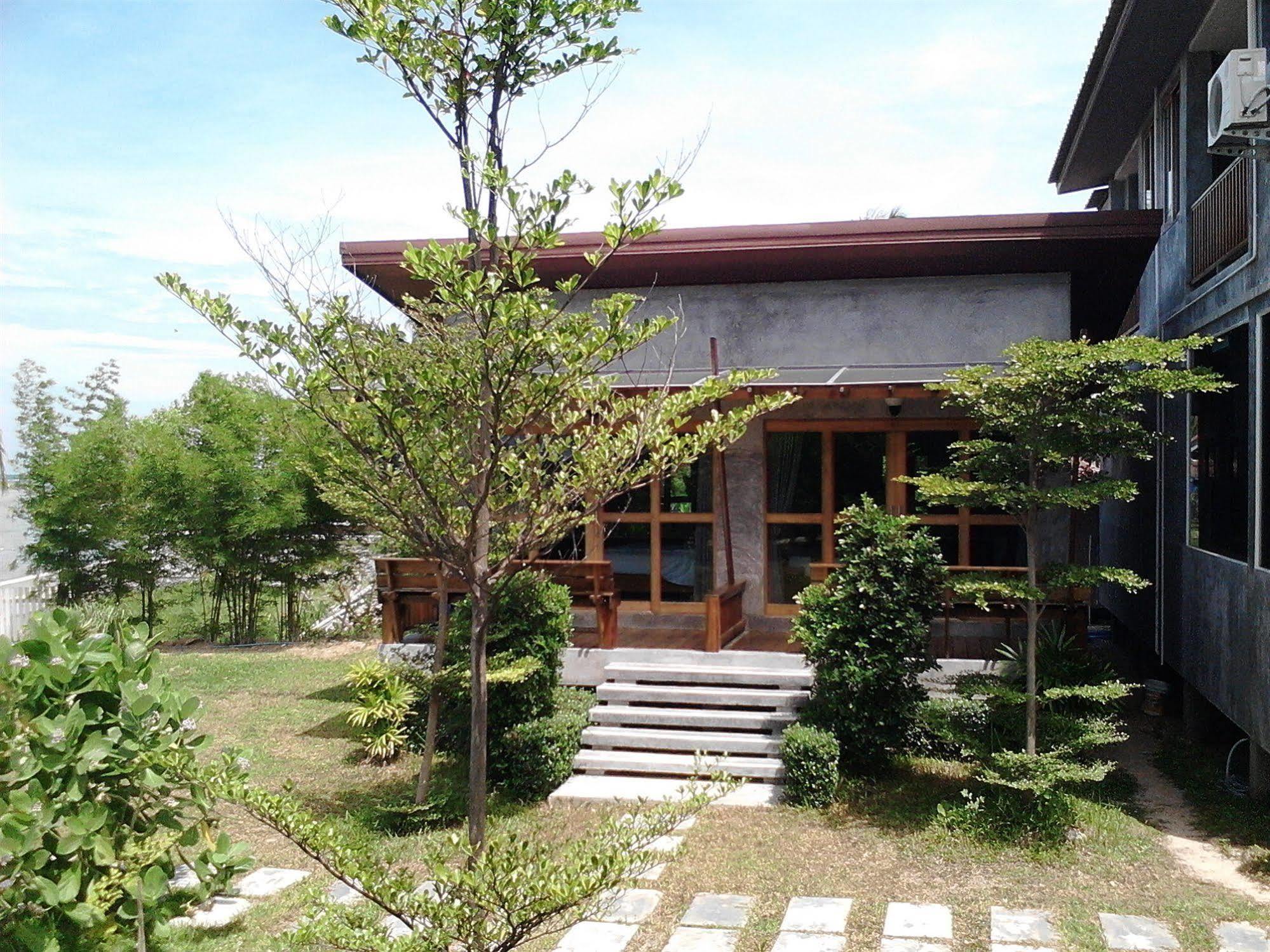 Phangan Palm Beach Resort&Restaurant Ko Pha Ngan Bagian luar foto