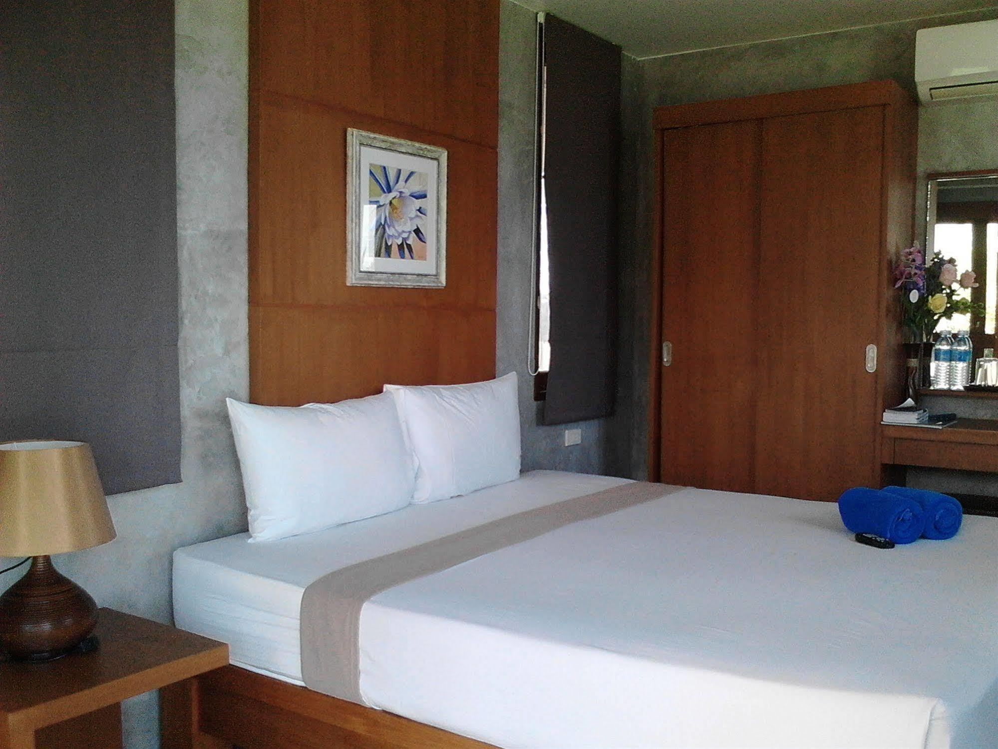 Phangan Palm Beach Resort&Restaurant Ko Pha Ngan Bagian luar foto