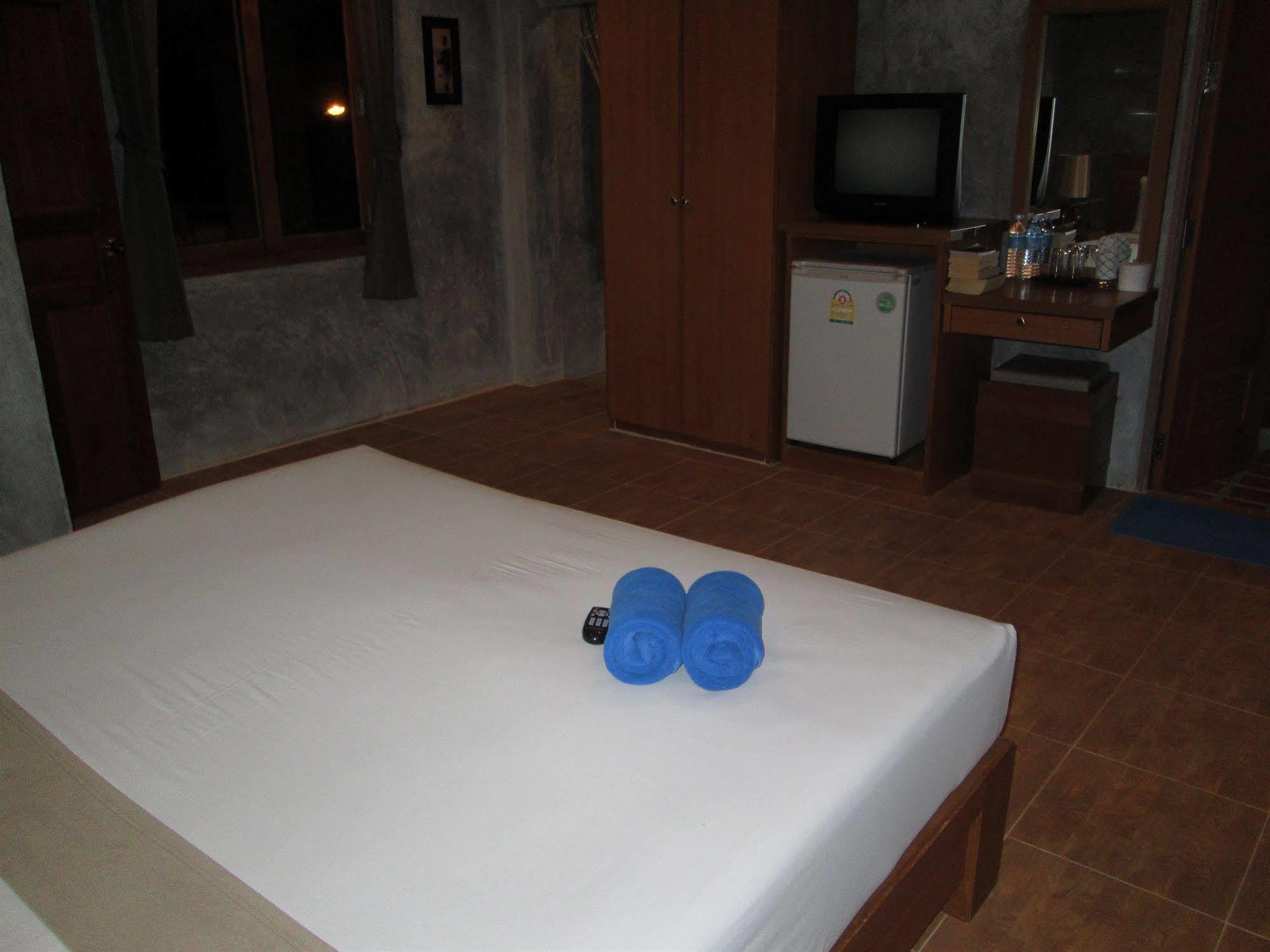 Phangan Palm Beach Resort&Restaurant Ko Pha Ngan Bagian luar foto